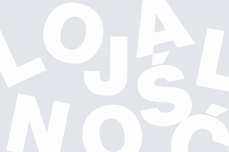 Czym jest lojalność klienta i jak ją zdobyć?